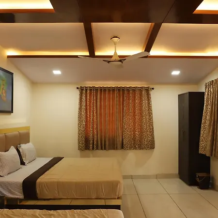 Raaj Resort Panvel Room photo
