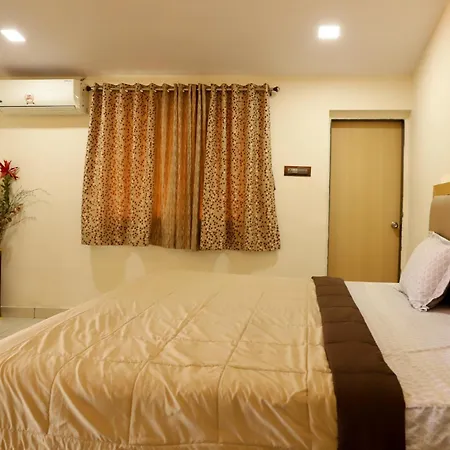 Raaj Resort Panvel Room photo
