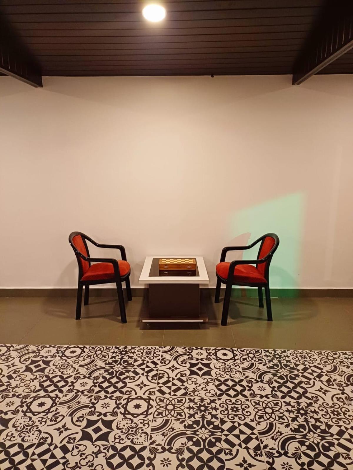 Raaj सहारा